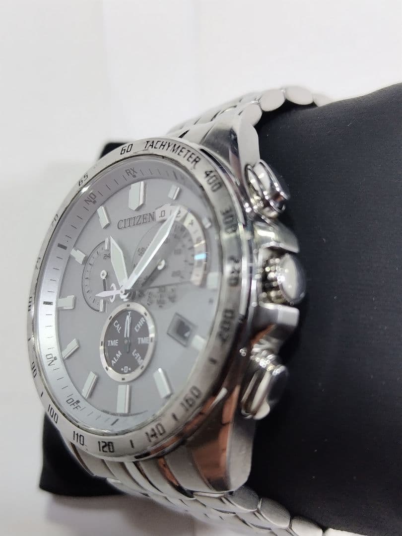 シチズン　アテッサ　エコドライブ　ソーラー電波時計　 クロノグラフ