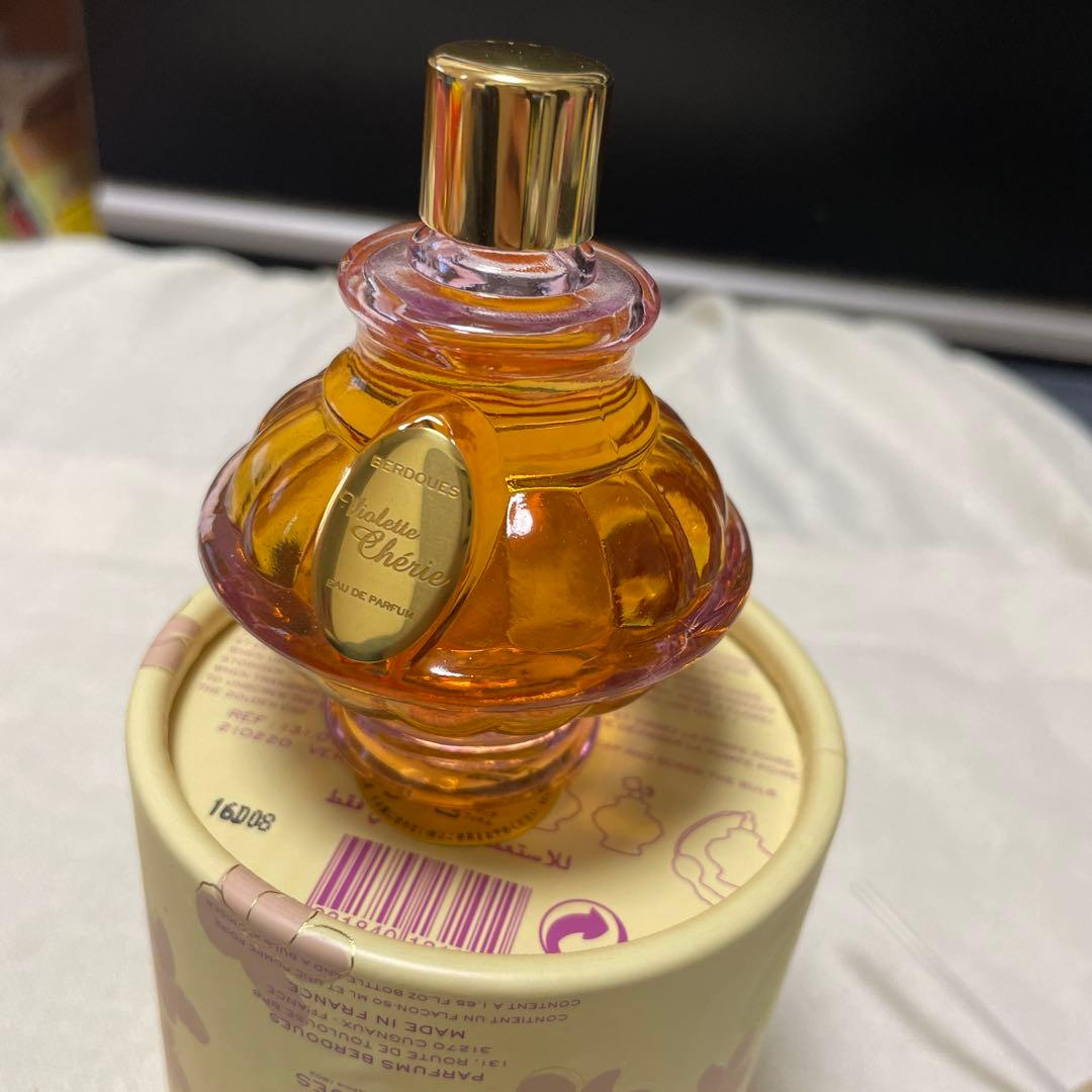 ベルドゥ ヴィオレット・シェリー オードパルファン スプレイ 50ml 香水