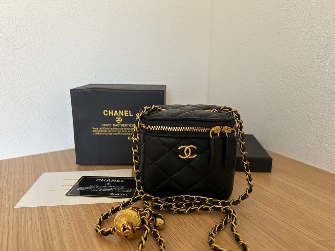 シャネル Chanel VIPギフト バッグ　ノベルティ　ショルダー