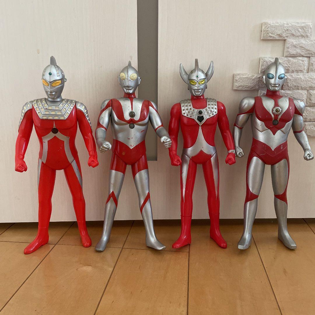 ウルトラマン4体　レア本　希少　巨大　約28センチ　ソフビ　90' レトロ