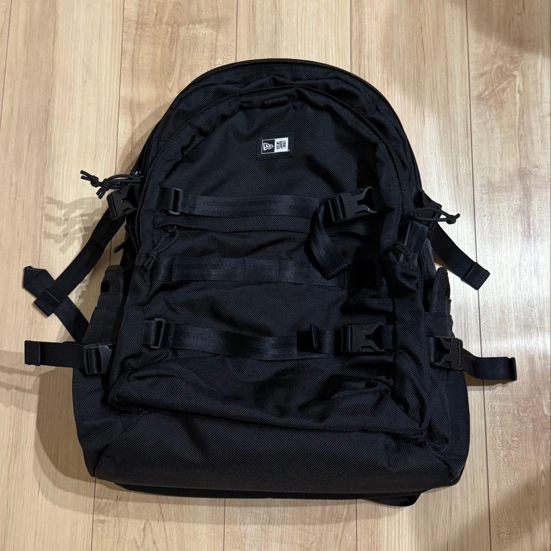 ニューエラ　リュック　キャリアパック 35L ブラック