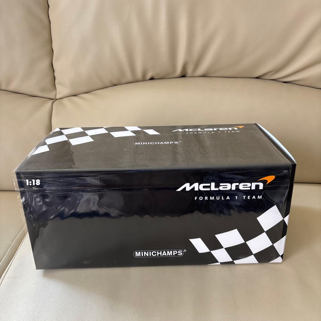 1/18 ミニチャンプス マクラーレンMCL36 D.リカルド