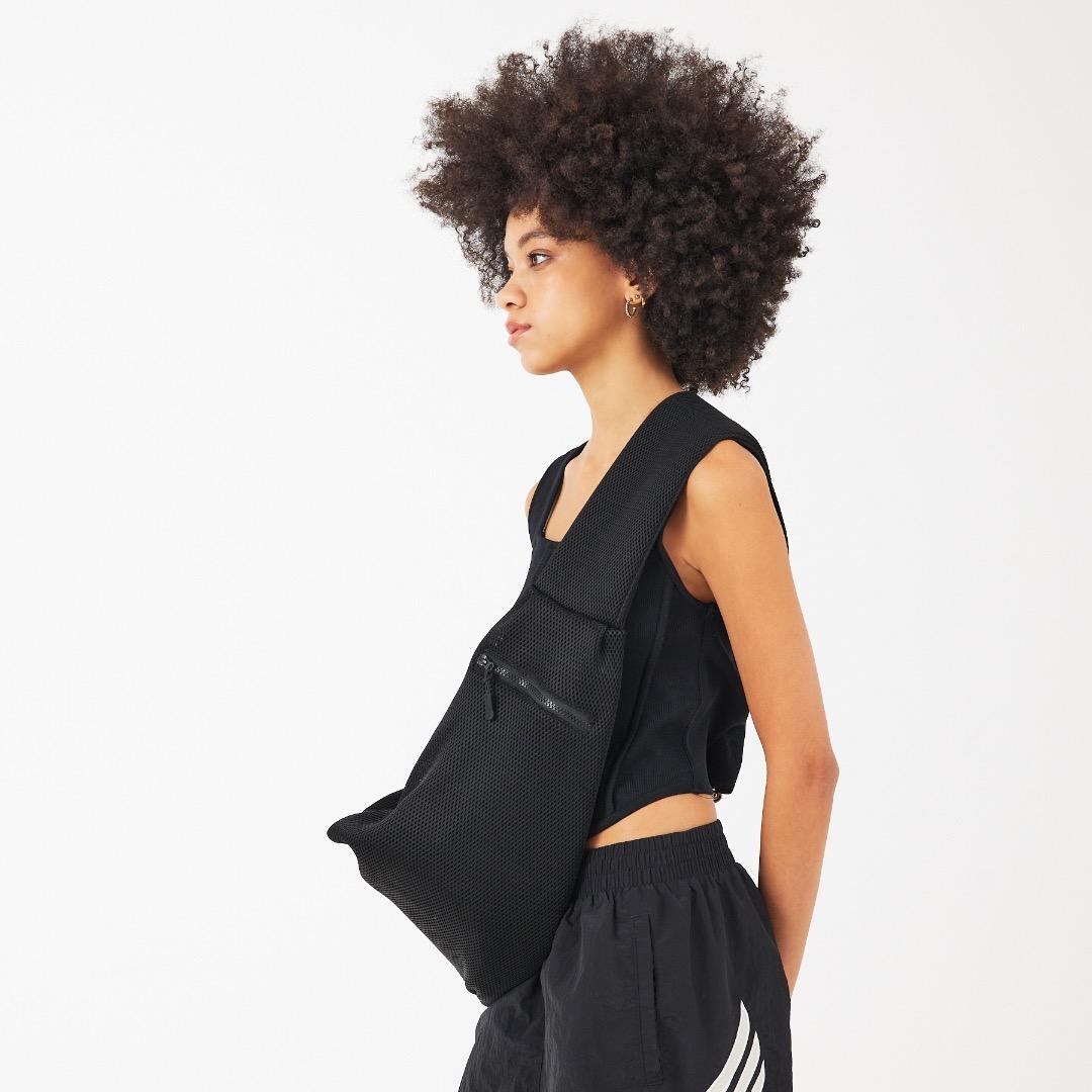 【新品 】 MATIE メッシュ スリングバッグ キャリーバッグ 犬用 ブラック