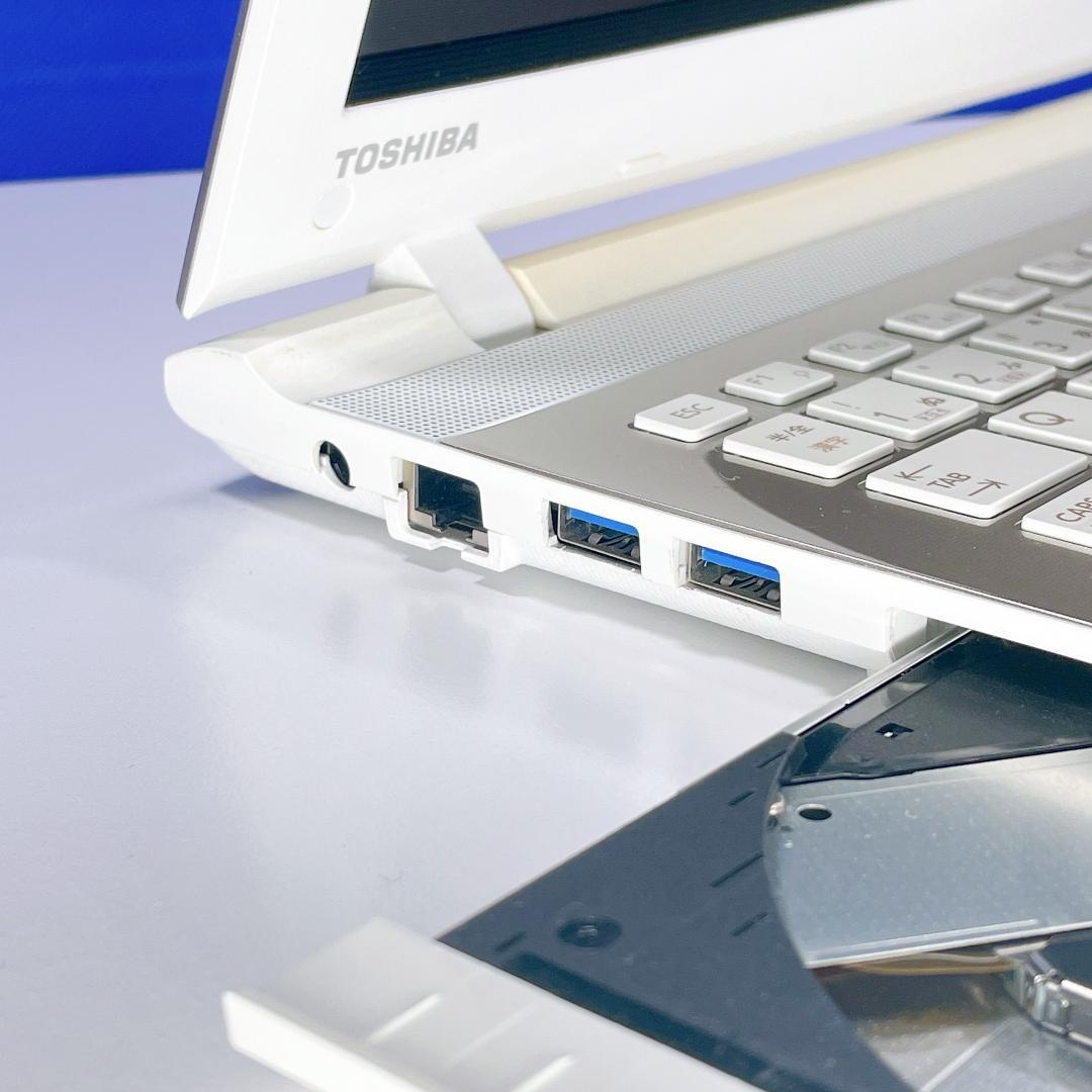 快適SSD✨初期設定済✨Windows11 東芝ゴールドノートパソコン薄型カメラ