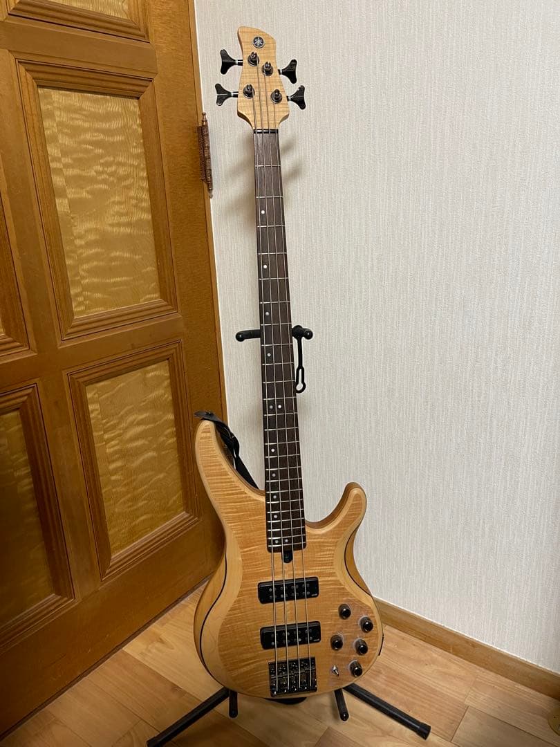 YAMAHA　TRBX604FM　NS　ナチュラルサテン　エレキベース