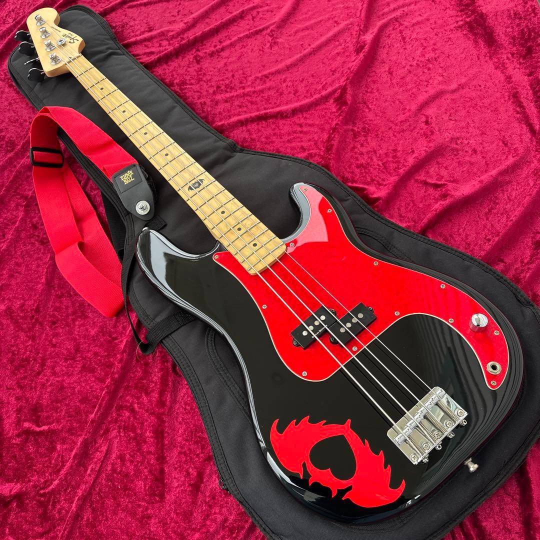 美品 メンテ済 Squier Pete Wentz Precision Bass