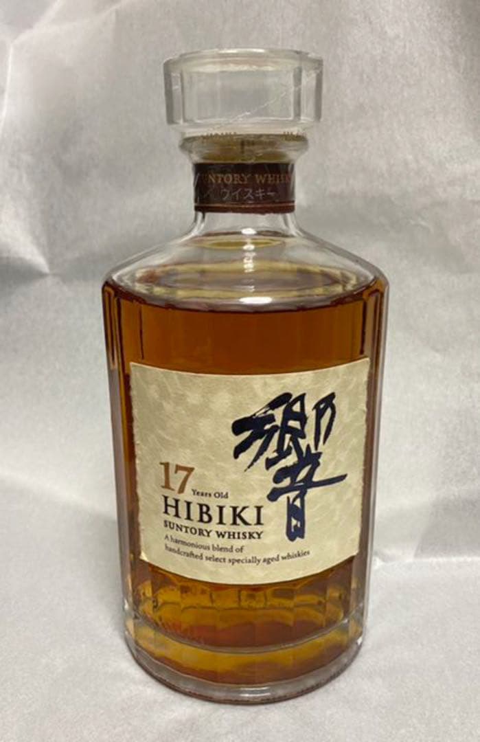 サントリー  響 17年 700ml