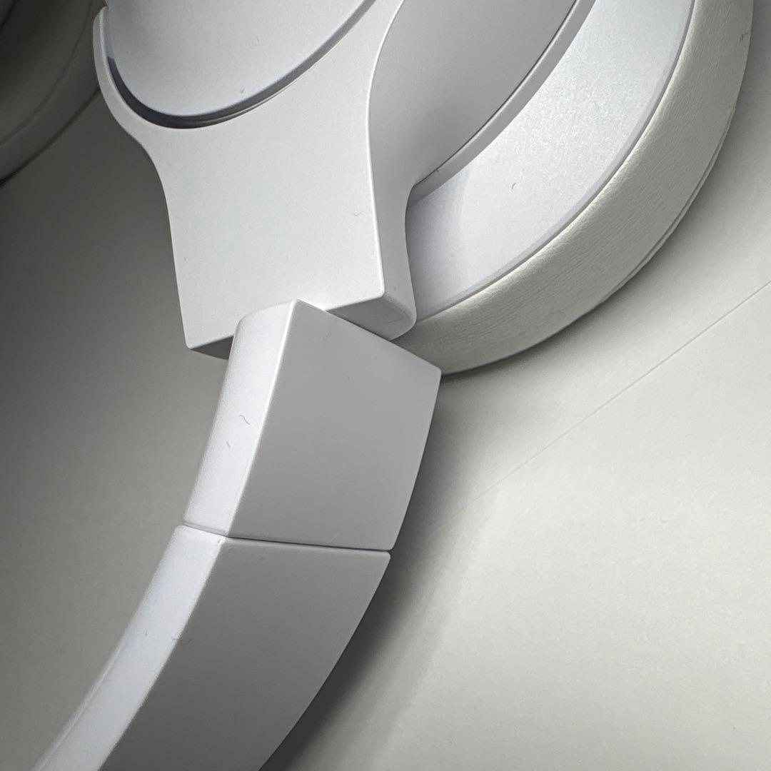 JBL TUNE 770 NC ワイヤレスヘッドホン ホワイト