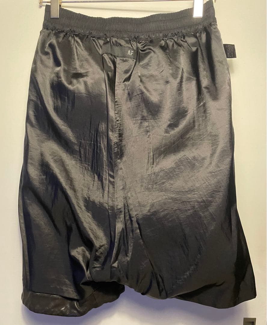 A.F ARTEFACT エーエフ アーティファクト レザー ハーフ パンツ