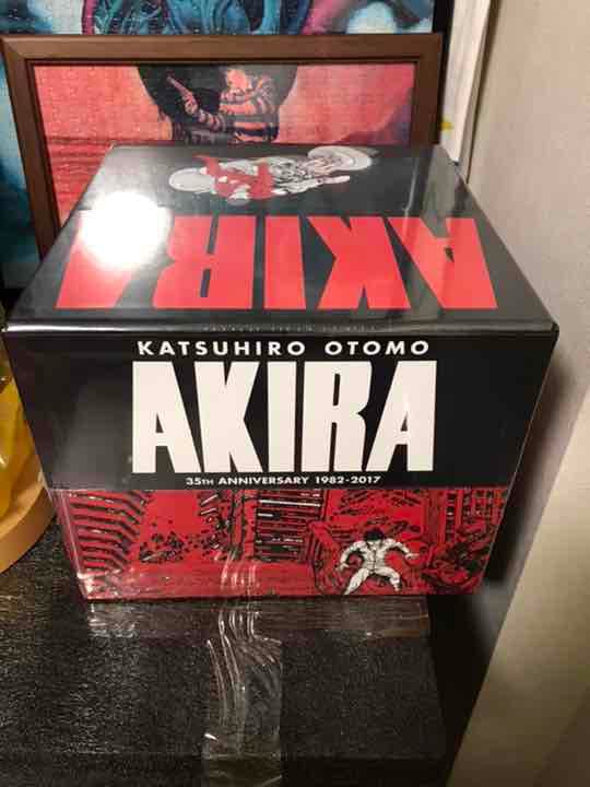 35周年 AKIRA 全巻ハードカバー 海外限定
