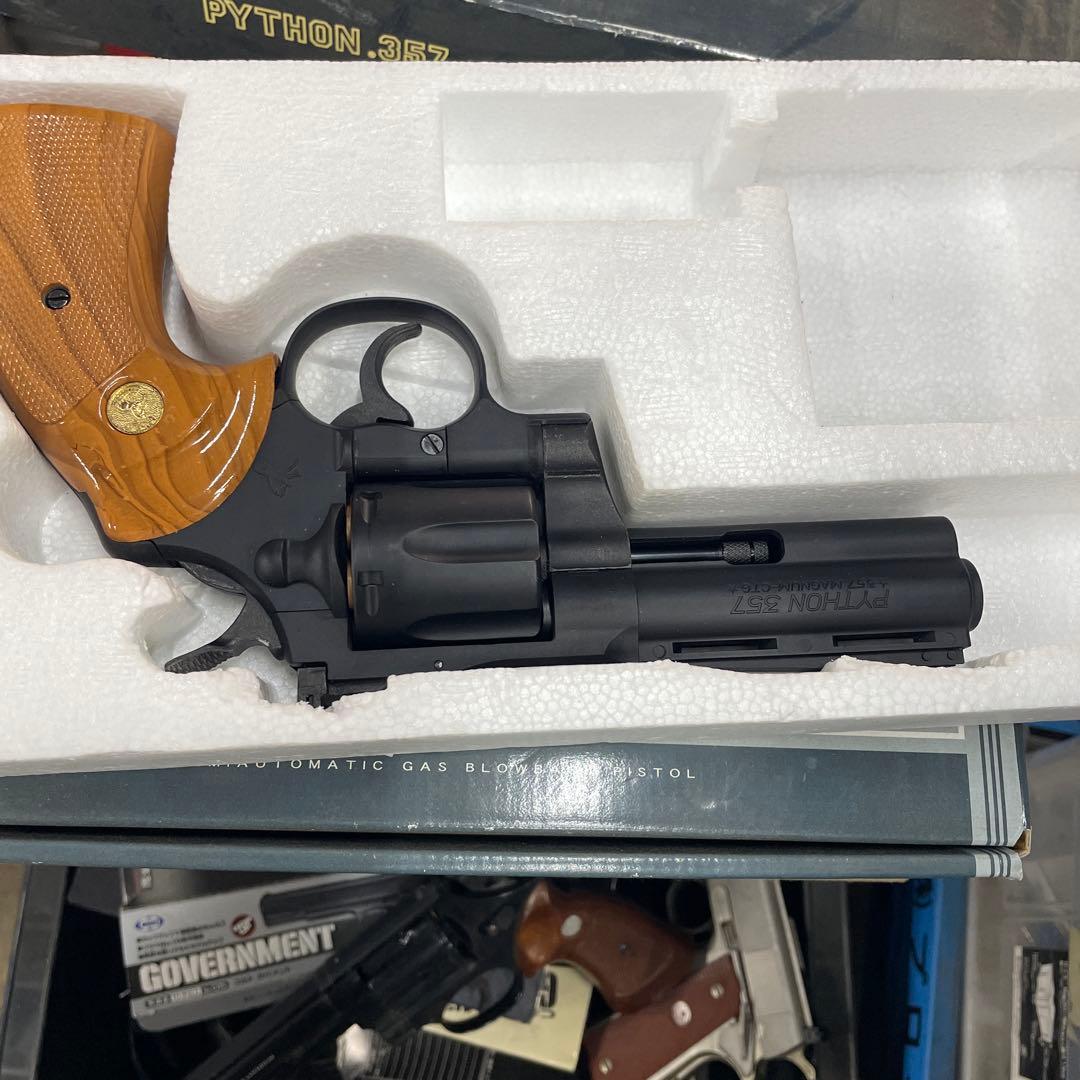 トイガン PYTHON .357