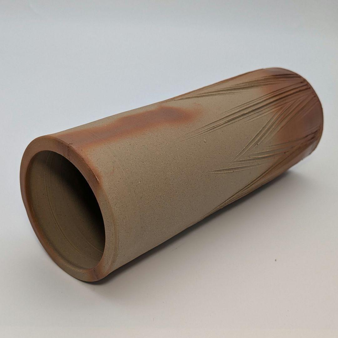 岡山県重要無形文化財 松井與之 備前焼 緋襷花入 共箱共布栞 花器 花瓶 置物