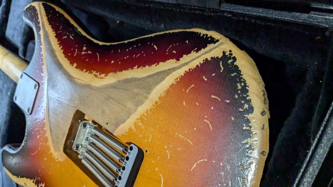 ◆ CustomElectrolic Relic SunburstStrato◆