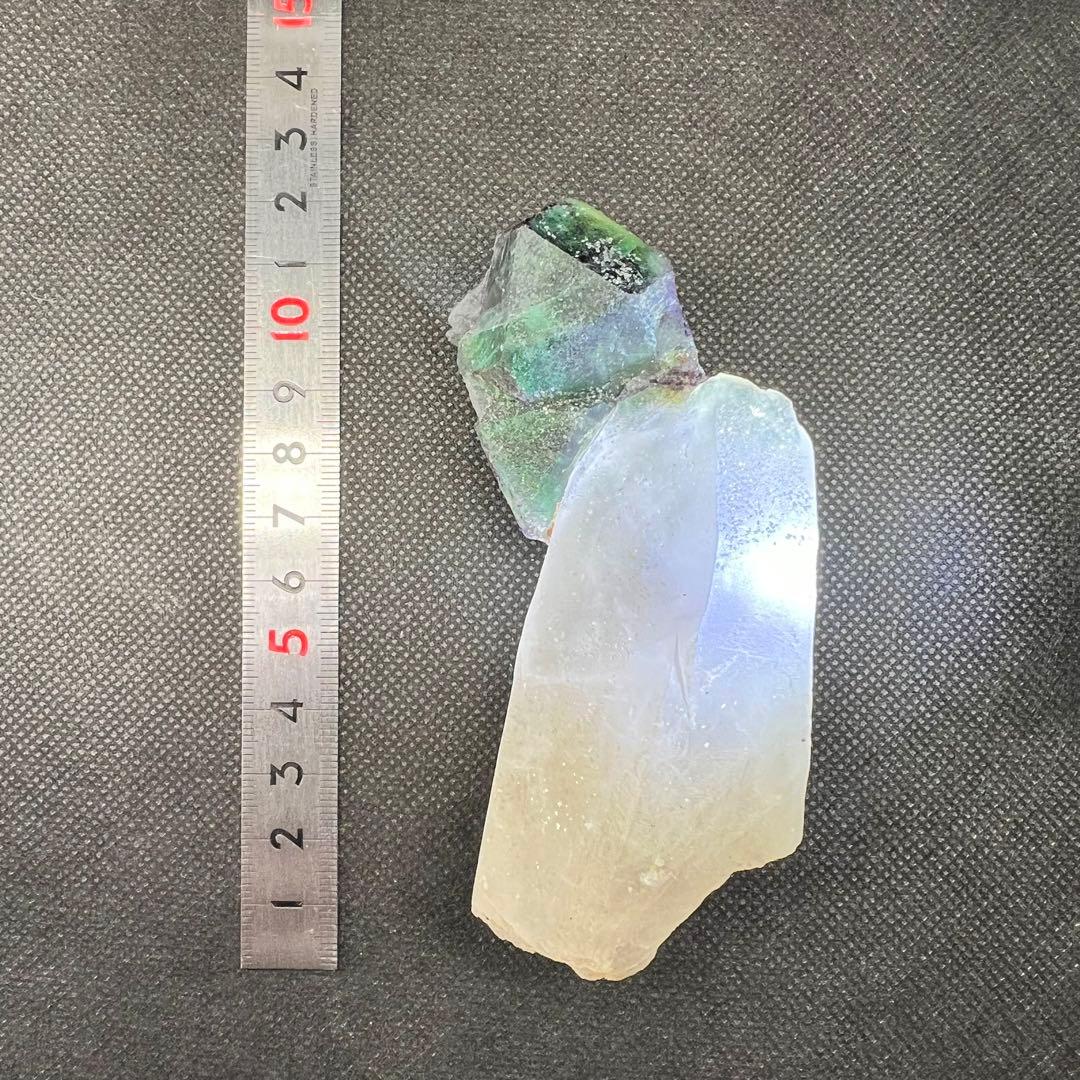 ナミビア　エロンゴ産　クォーツ共生フローライト　キャビネットサイズ