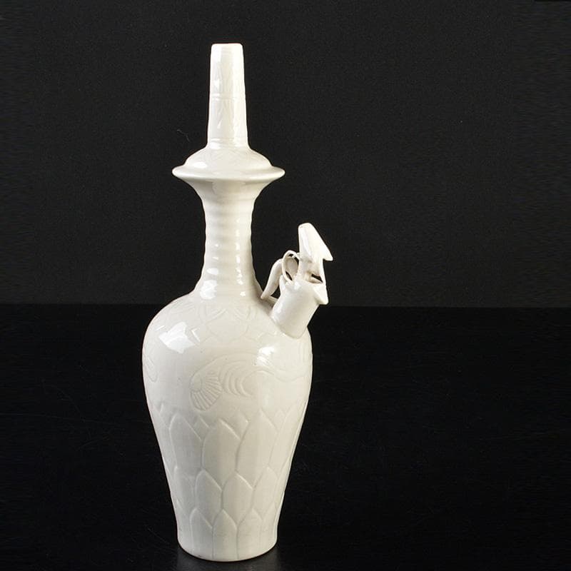 中国　徳化窯白磁　刻蓮花文　浄瓶　V　R7252