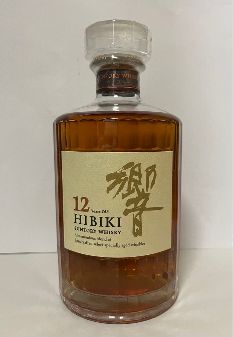 サントリー 響 12年 700ml 新品未開栓 箱なし マイレージ切れ