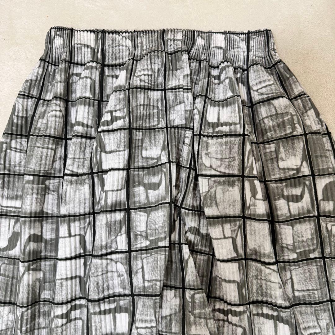 極美品✨HOMME PLISSE 総柄　プリーツ　サルエルパンツ　グレー