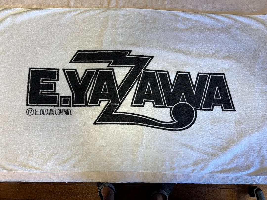 E.YAZAWA ビーチタオル
