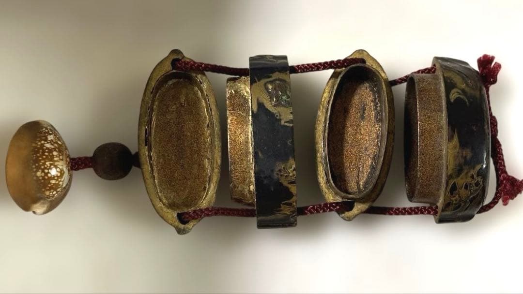 A-4 印籠　提物　金蒔絵　漆芸　漆器　古道具　アンティーク雑貨　美術品　工芸品