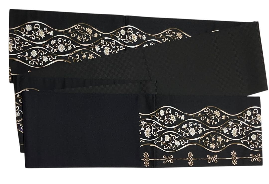 袋帯 六通柄 正絹 立涌風の花唐草文 葡萄の地紋 未使用 イ6513