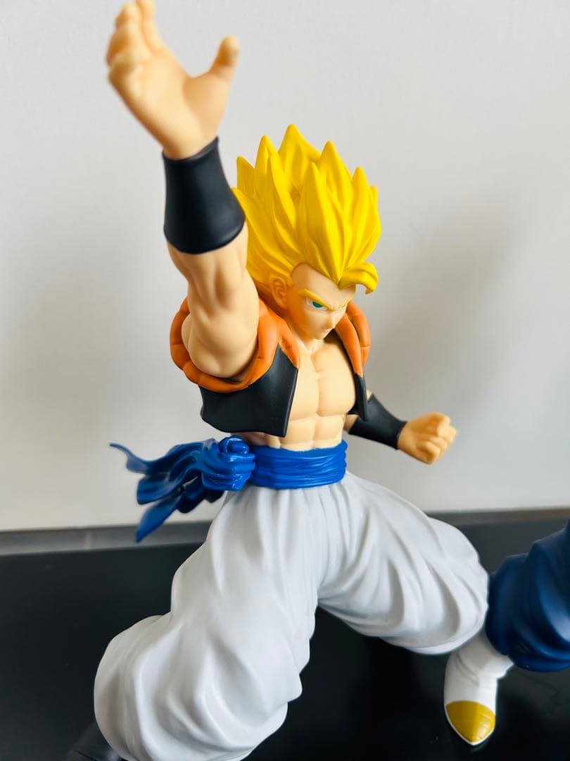 ドラゴンボール 超サイヤ人　ゴジータ　ベジットセットフィギュア