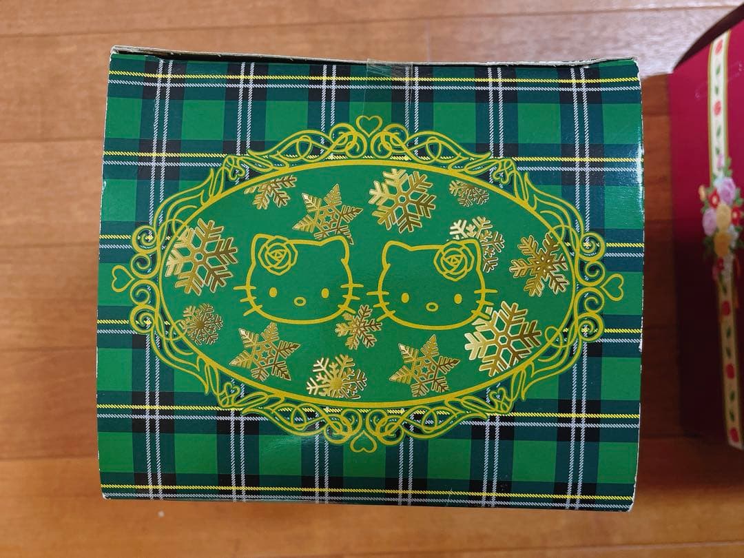 ハローキティ ぬいぐるみ ベルベット風ドレスドール レトロ版プロポーズドール