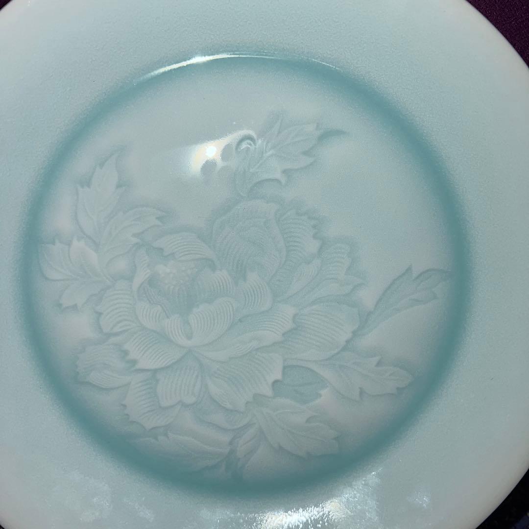 人間国宝　塚本快示本人作青白磁牡丹文完品　極美値下げ