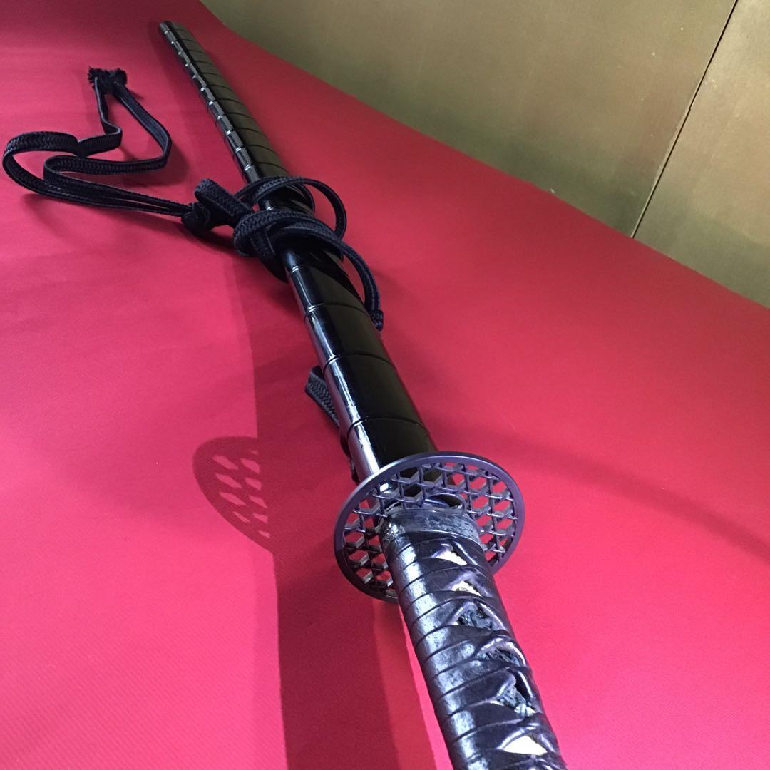 印籠鞘拵　革巻柄　京透鍔　銅地色絵象嵌飛龍目貫　高級居合刀