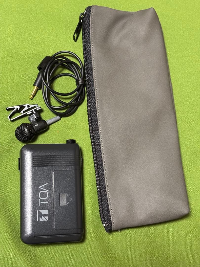 B.TOA 　WM-1320　新古品　 タイピンワイヤレスマイク頻度僅か