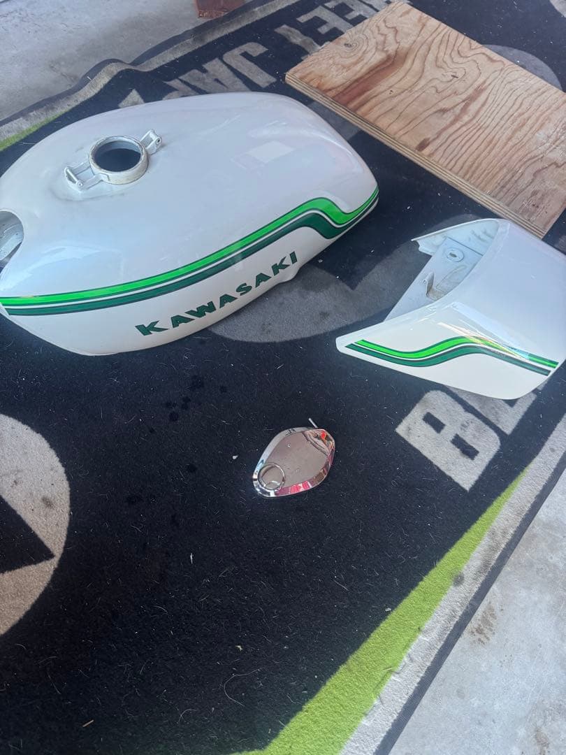 Kawasaki KH250 タンク、テール、オマケ　kh ss