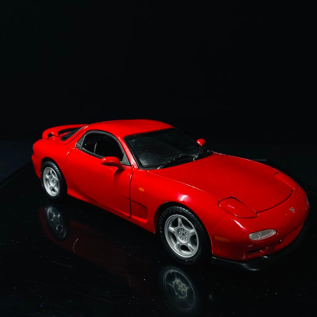 京商 1/18 マツダ RX-7 (FD-3S) レッド
