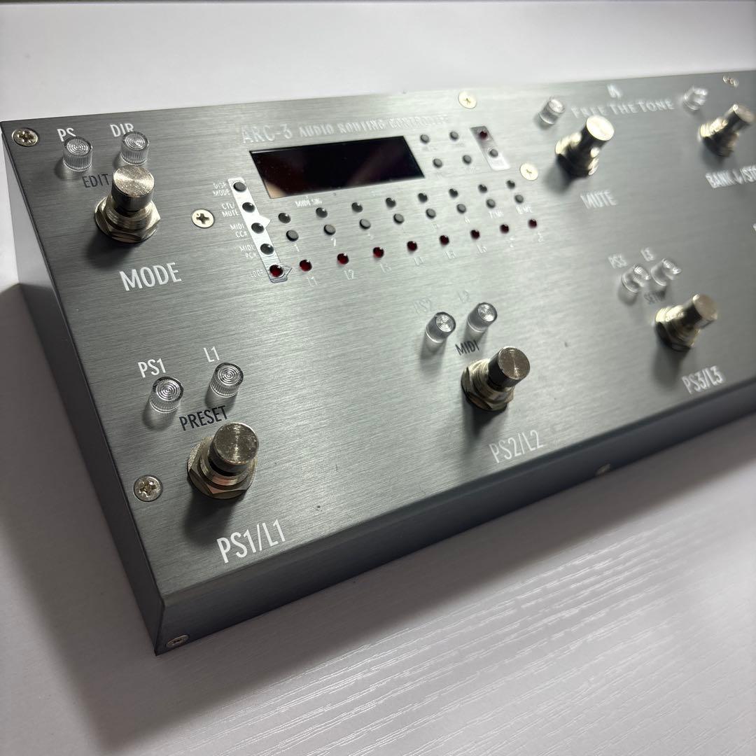ARC-3 オーディオルーティングコントローラー