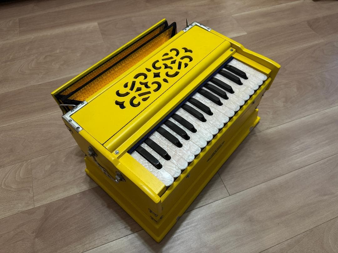 【調律済み・訳あり】 Raga ハーモニウム Yellow｜ケース付