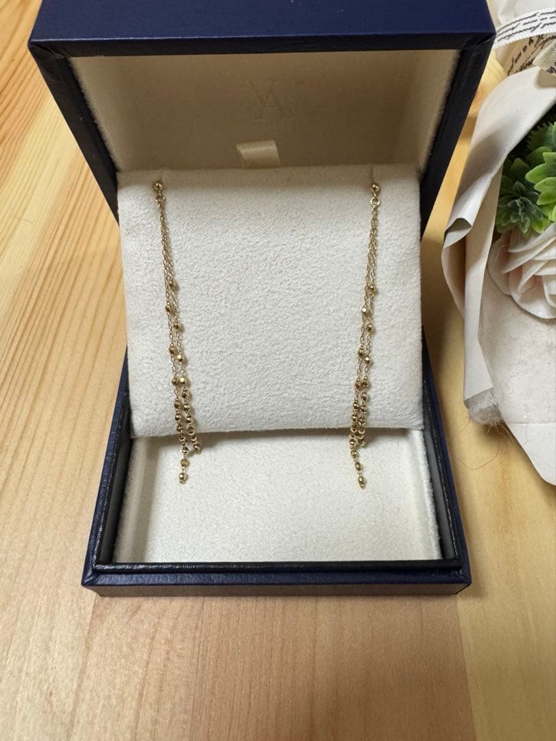 ヴァンドーム青山　ロングピアス