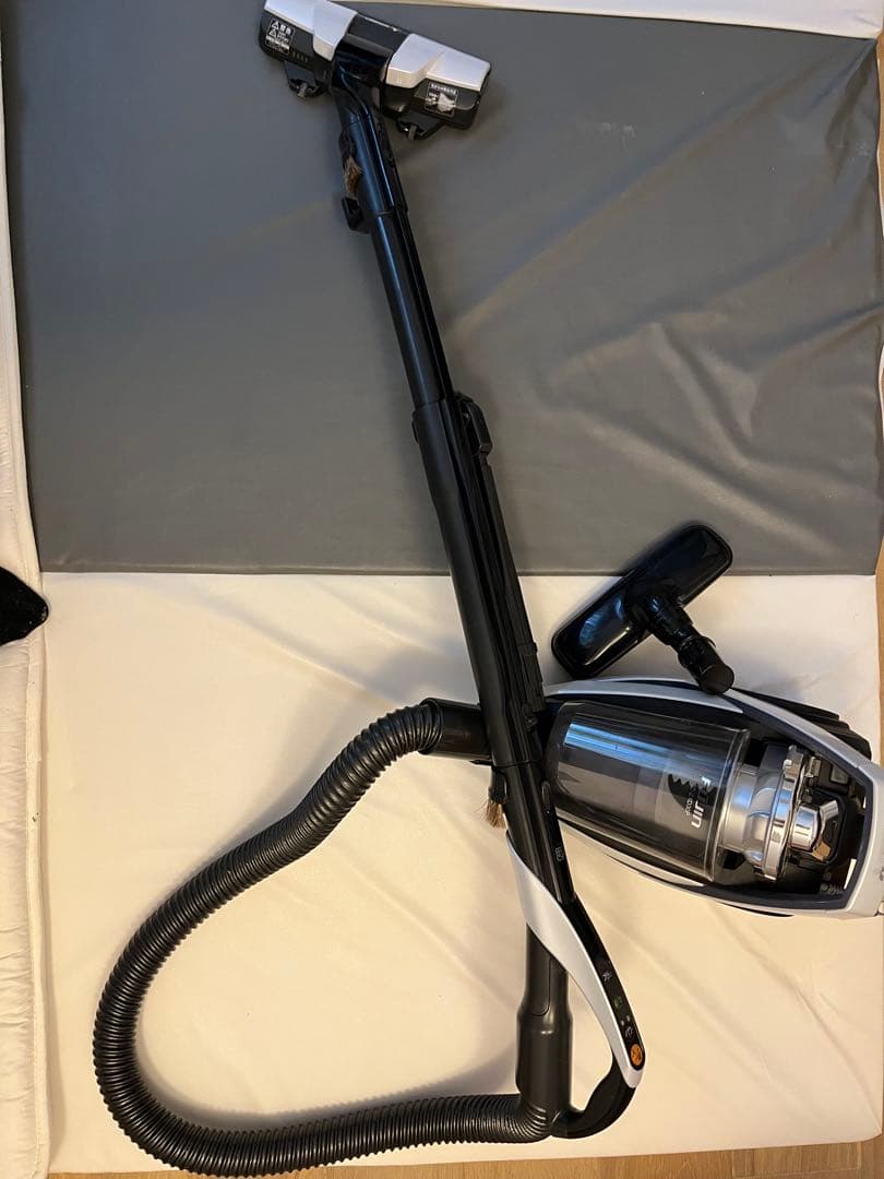 三菱TC-ZXD30P-W型　掃除機本体