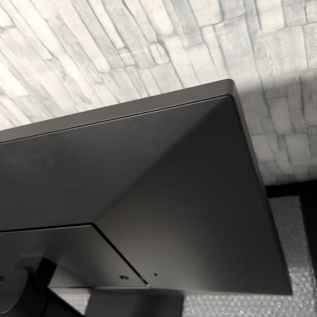 LG UltraFine 5K　MAC用モニター　27MD5KA