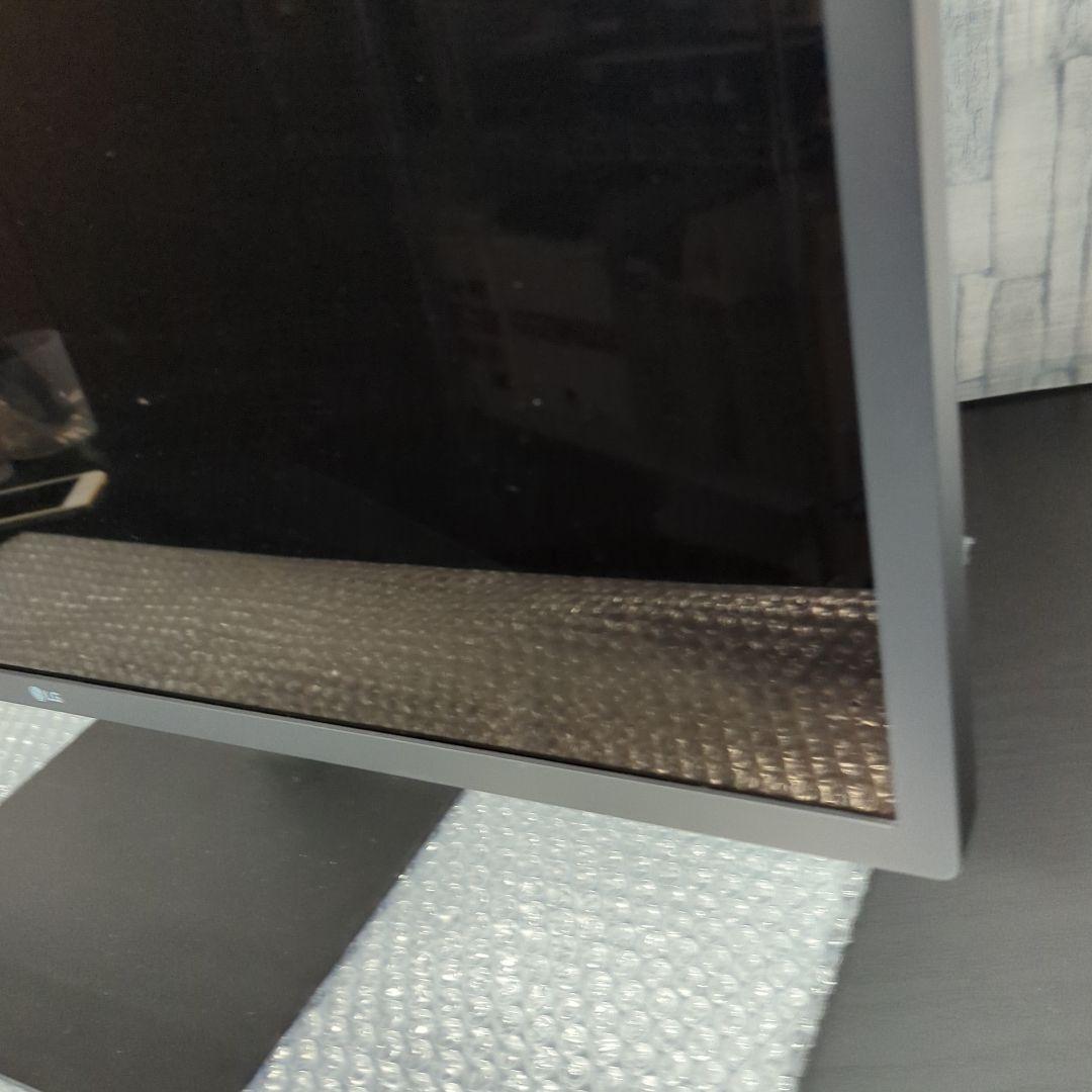 LG UltraFine 5K　MAC用モニター　27MD5KA