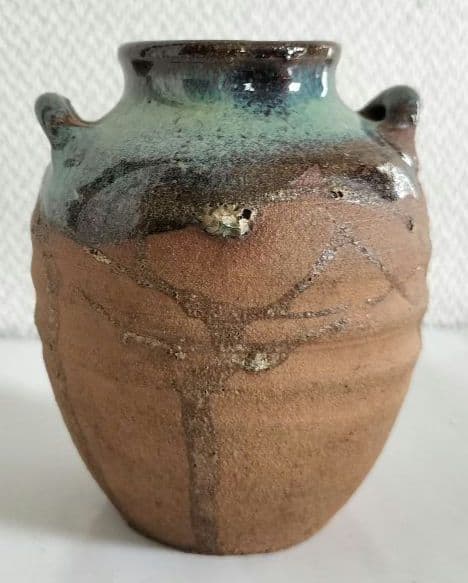 陶器　小壺