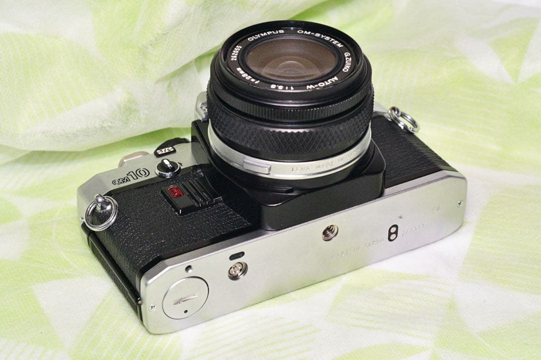お値引き《動作品》OLYMPUS OM10 +広角レンズ　a407-1