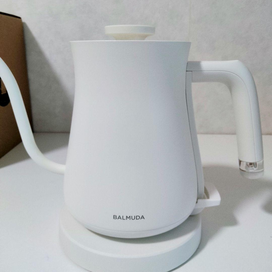 BALMUDA バルミューダ　電気ケトル　ホワイト　815