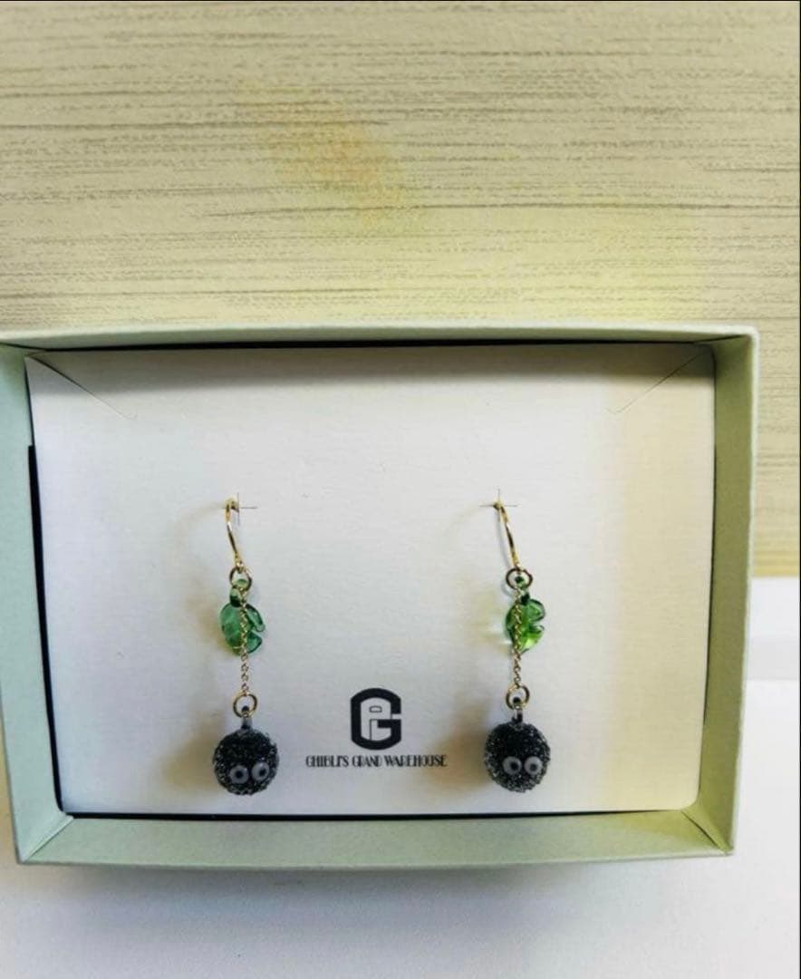 ジブリパーク 限定　HARIO ピアス/クロスケ