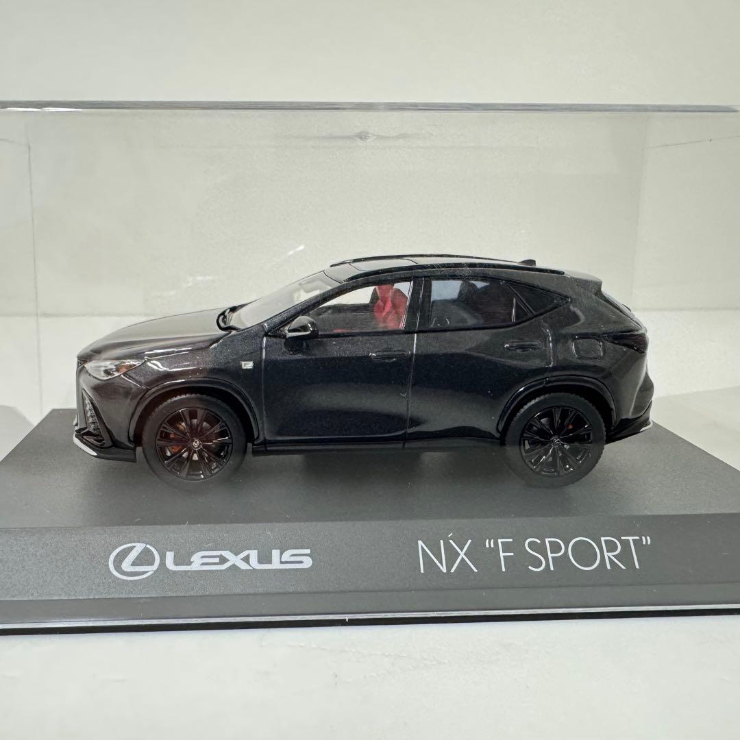 京商 1/43 レクサス 350h NX F スポーツ グラファイトブラック