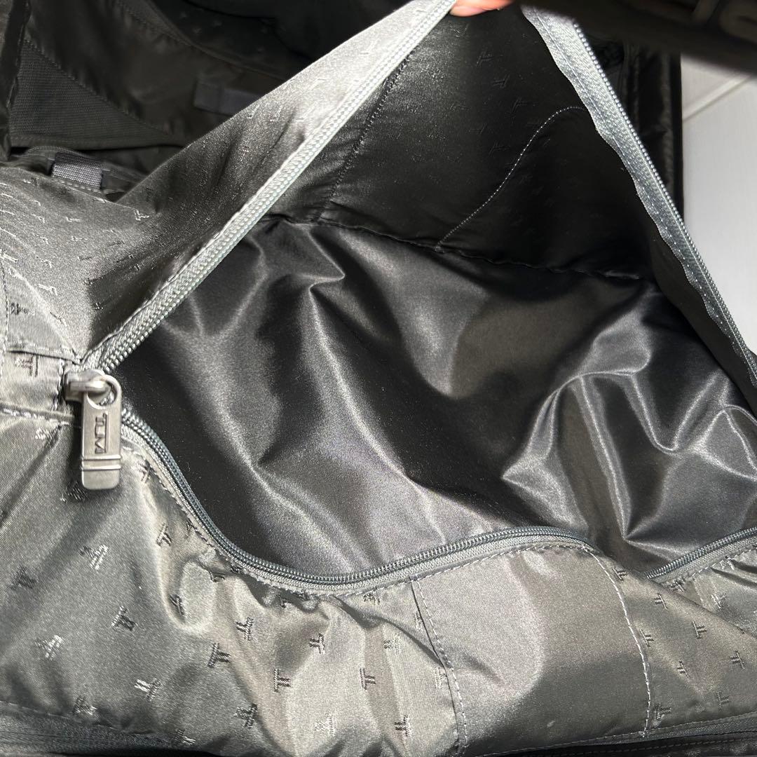 TUMI トゥミナイロン カーフ レザー キャリーケース　ビジネスかばん