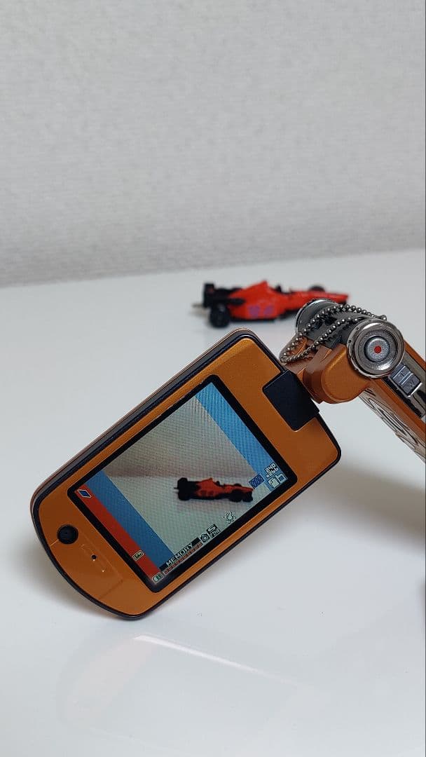 レア docomo P900iV オレンジ 通電OK 動作品 ガラケー 本体