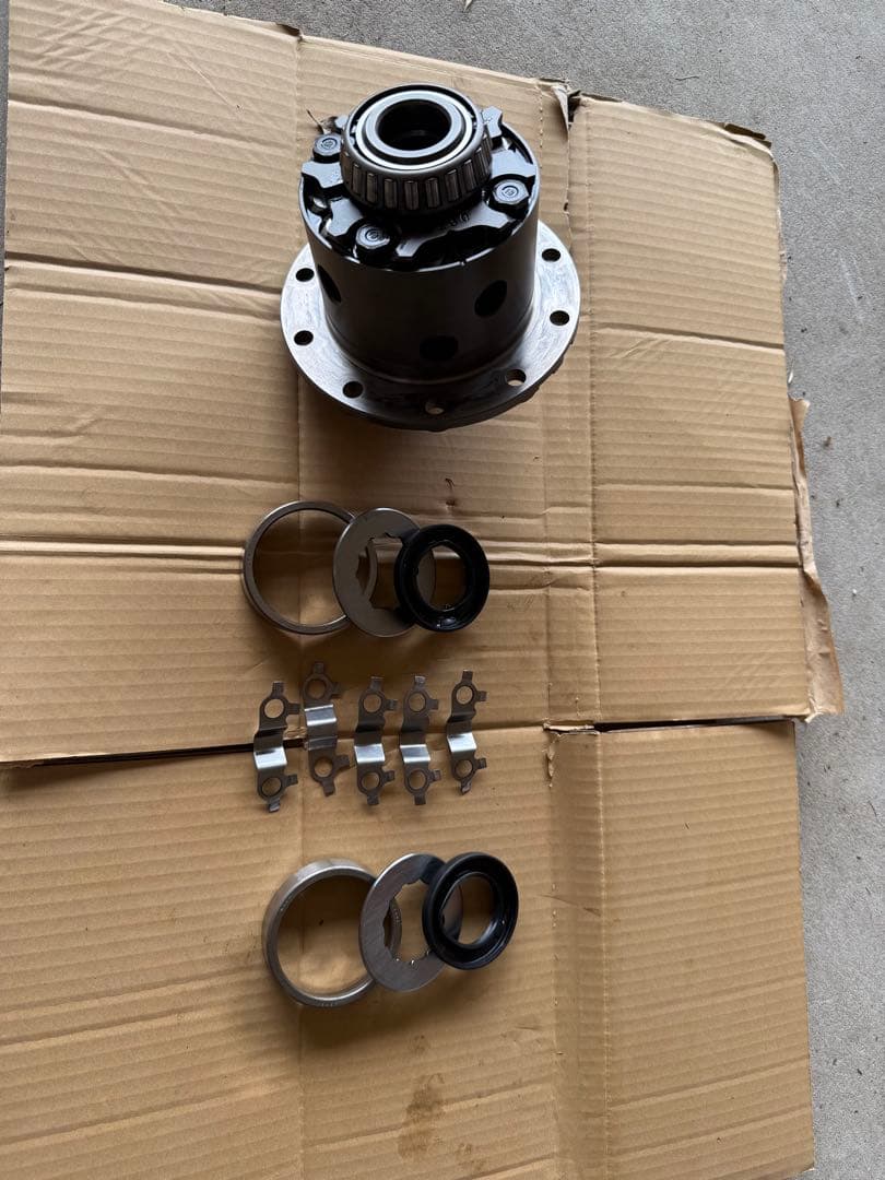 トヨタGR86ZN8 純正トルセンLSD