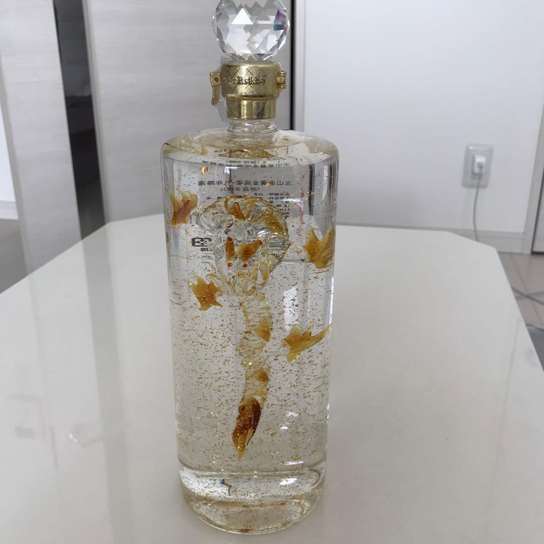 玉山金黄金高梁 八年陳高 1500ml 40度 金箔入