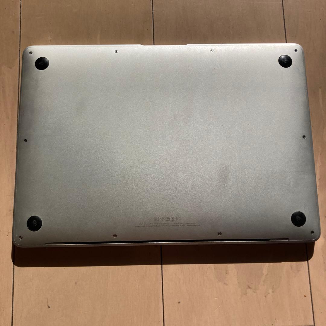 13インチ MacBook Air シルバー