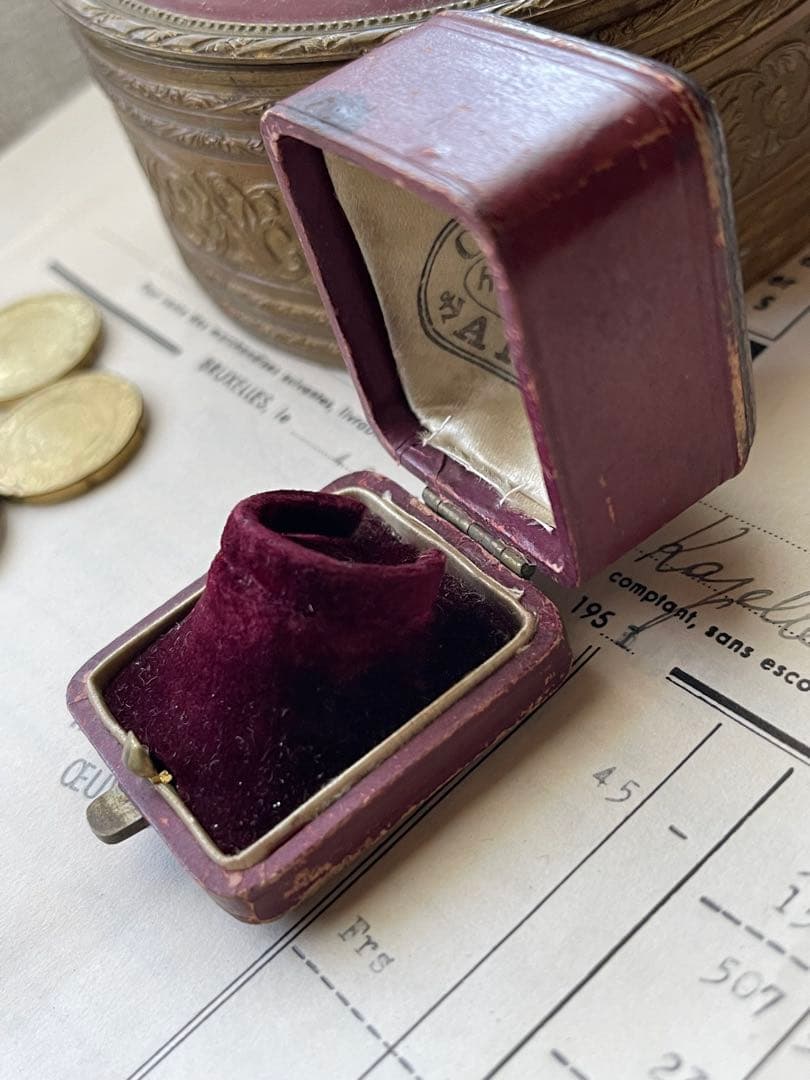 フランスアンティーク　ジュエリーボックス　指輪リングの箱　宝石店