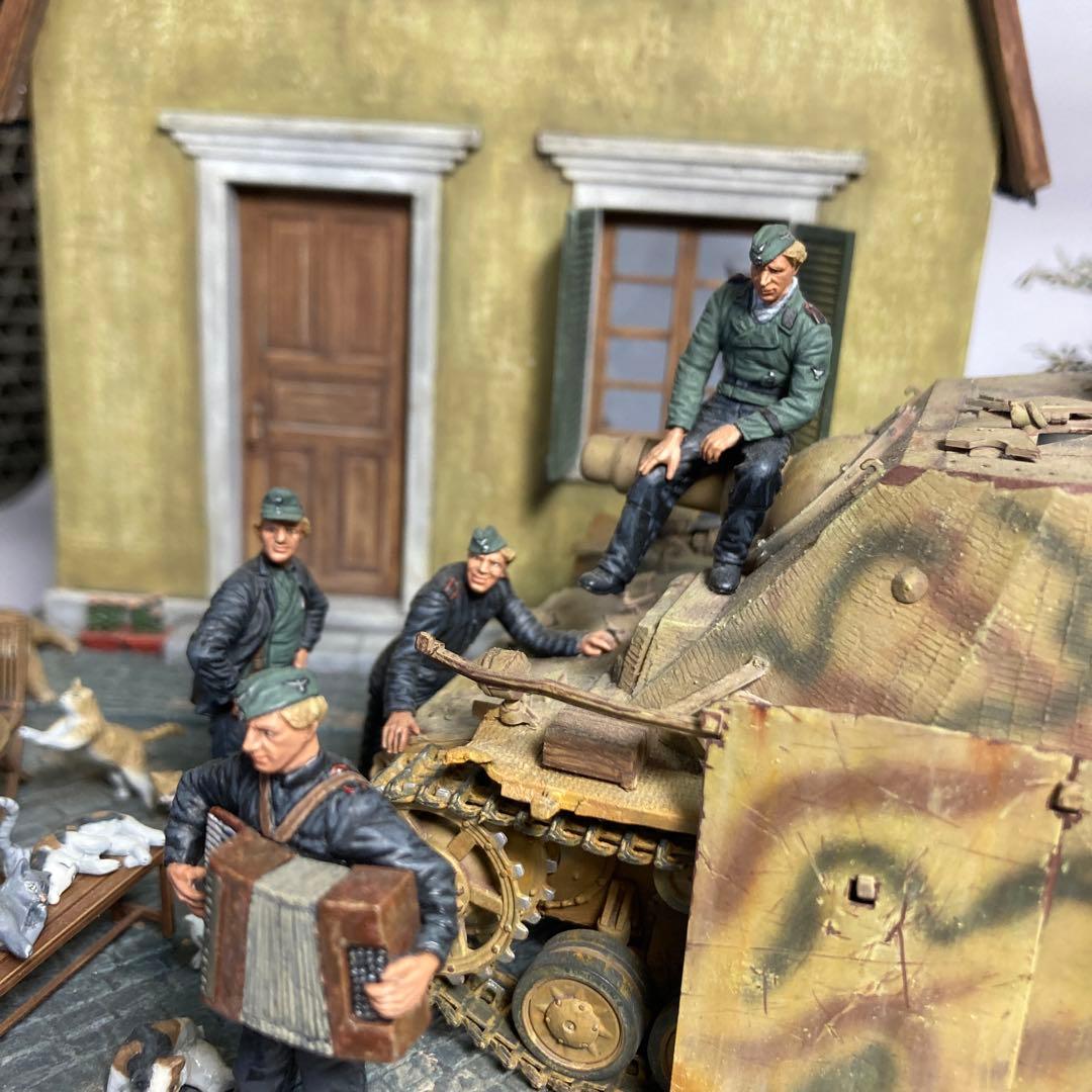 戦場ディオラマ模型完成品1/35『誰も来ない演奏会』