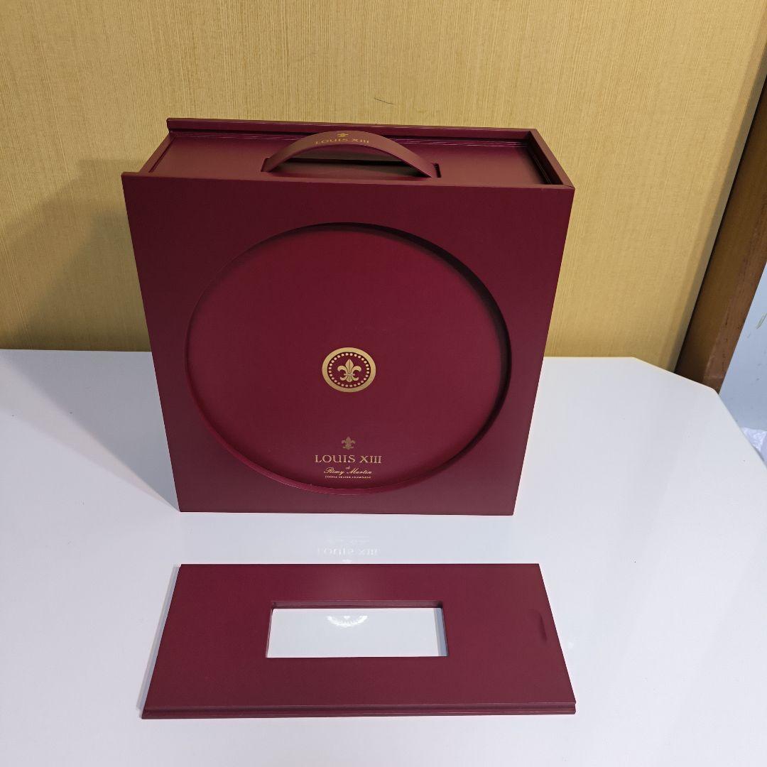 新型レミーマルタンの最高級品　ルイ１３世専用箱付きセット価格（シリアル番号一致）